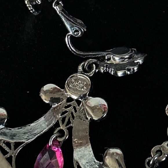 Joan Rivers Parisian 2.5” Chandelier Clip On Hot Pink and Black Metal Earrings - Picture 3 of 7